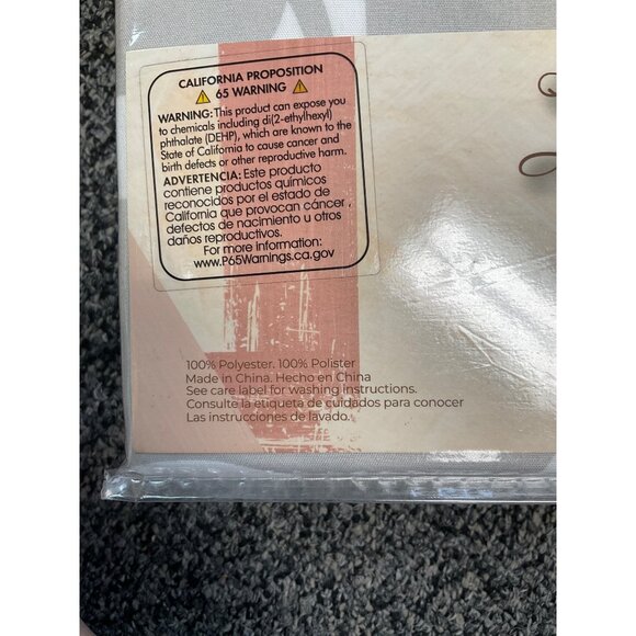 Twin 4-Piece Microfiber Sheet Set With Modern Gray & White Pattern - Picture 4 of 7